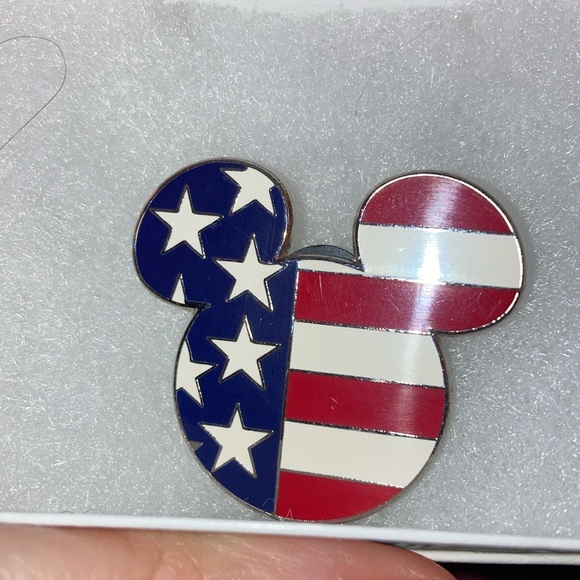Disney Mickey Trading Pin Stars & Stripes GUC - Picture 3 of 4